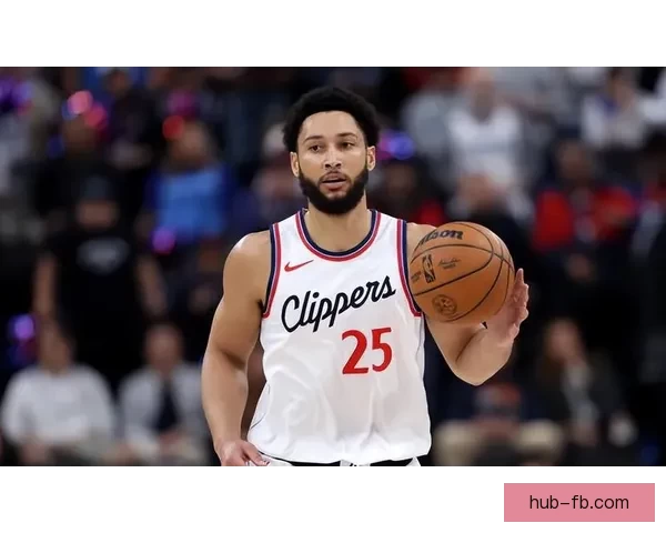 西蒙斯晒渔获引发热议 球迷羡慕其两亿美刀生活快意人生