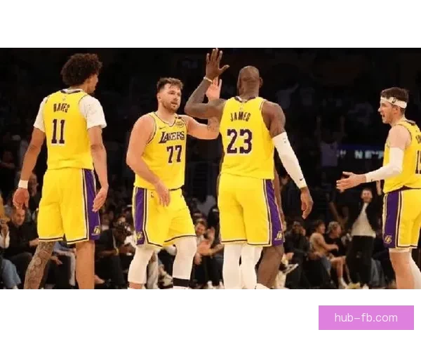 追梦力挺东契奇联手詹姆斯湖人阵容豪华冲击冠军胜算始终在线